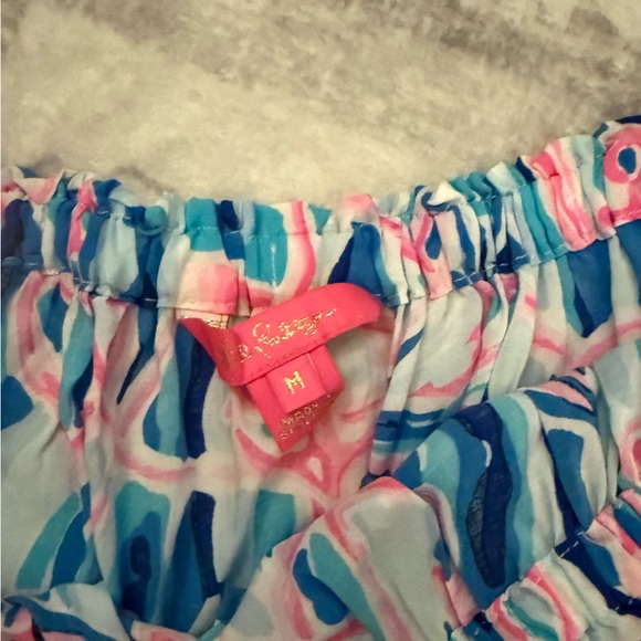 🆕Lilly Pulitzer- OTS Top - Picture 3 of 3